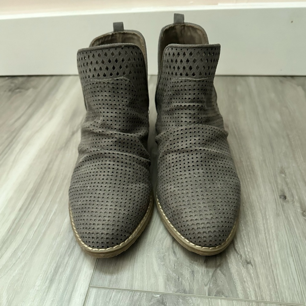 Report Gray Ankle Booties